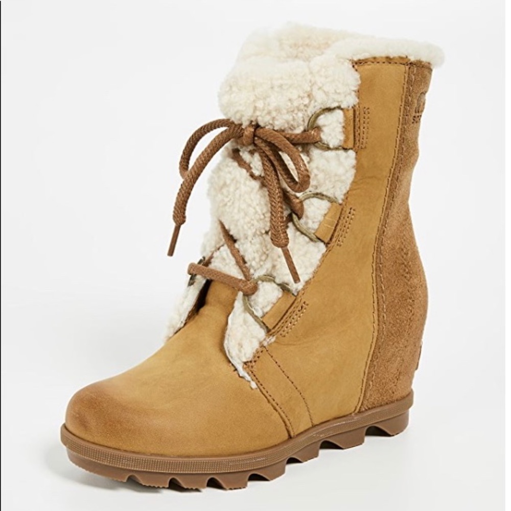 FIRM PRICE Host Pick 11/2 New! Sorel booties - Picture 2 of 15